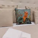 Alojamento de Acomodação e Pequeno-almoço Lussuosamente Luxury